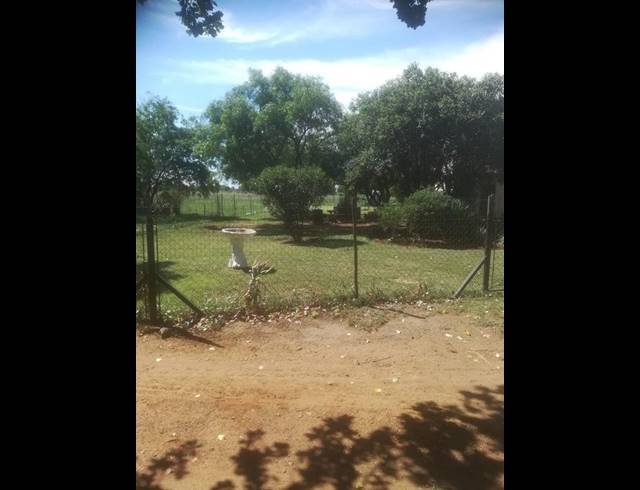 FARM FOR SALE IN ROODIA